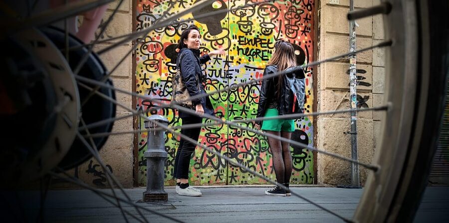 Barcelona | Street Art Bike tour - Keith Haring’s Mural del Sida