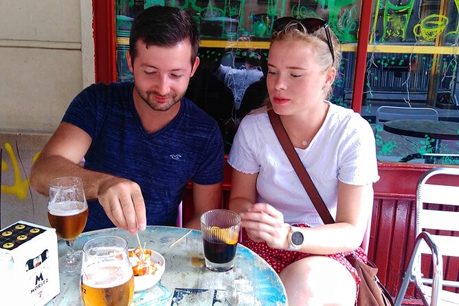 Barcelona Street Food Tour with Local Market & City Center Visit - The Guides Make the Difference