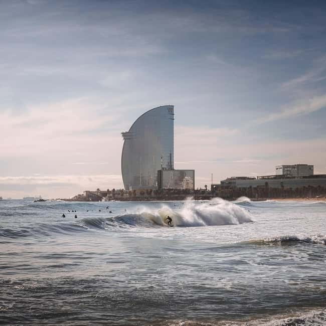 Barcelona: Sunrise & Sunset Paddle Surf Experience - Booking tips for a smoother session