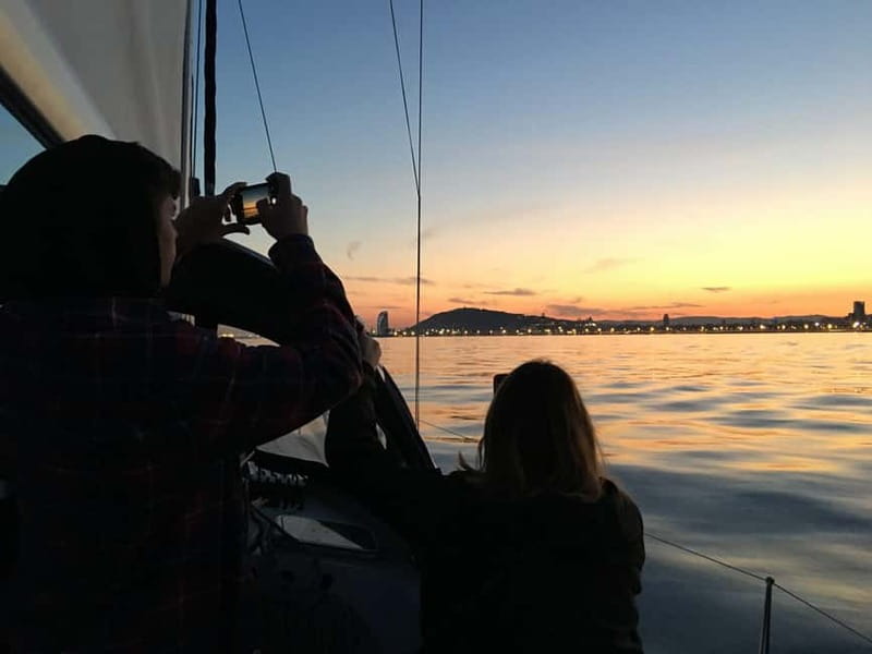 Barcelona: Sunset Boat Trip with Cava Wine and Snacks - Choosing the shared sunset sailing