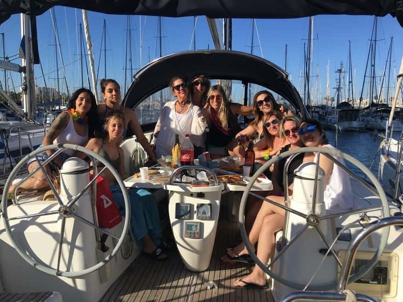 Barcelona: Sunset Boat Trip with Cava Wine and Snacks - Cava, snacks, and what you actually receive