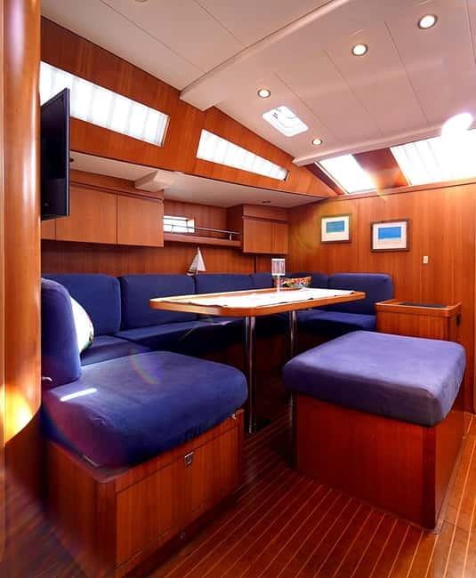 Barcelona: Sunset or Afternoon Yacht Cruise with Drinks - What you see along Barcelona’s coast