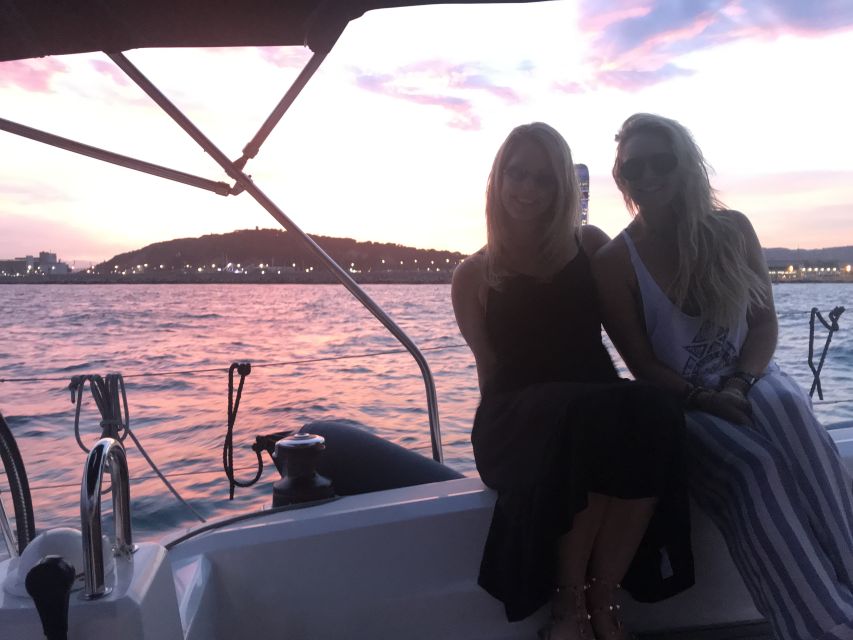 Barcelona: Sunset Sailing Tour with Open Bar & Snacks - What the $53 price really covers