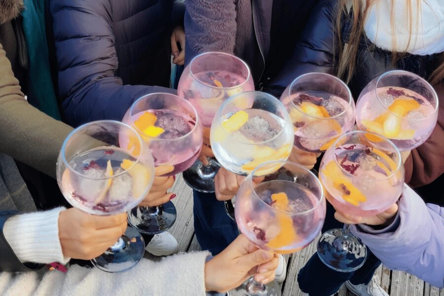 Barcelona Sunset Sailing with Gin Tonic Workshop Option - A 1.5-hour cruise with room to relax