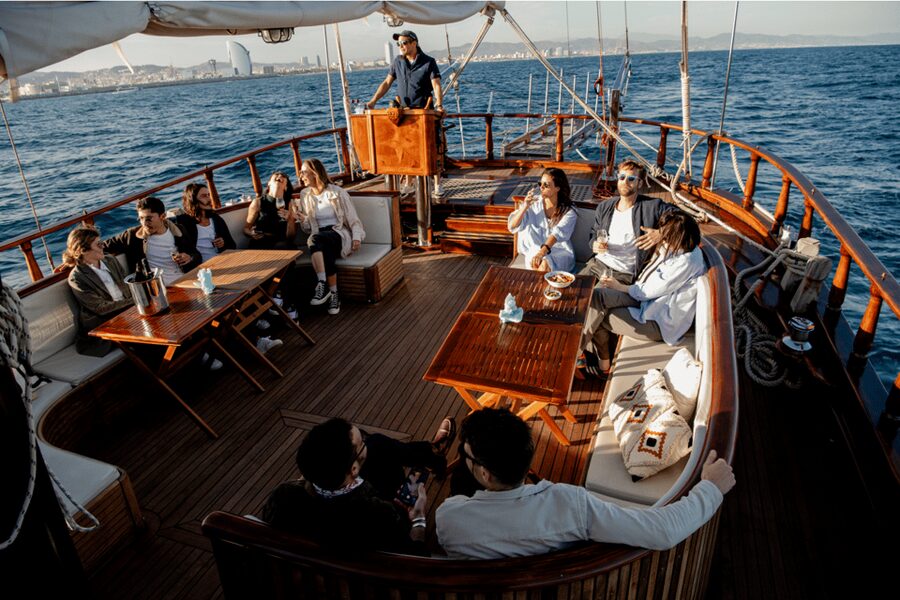 Barcelona: Supercar Driving & Boat Experience - Why the private format matters