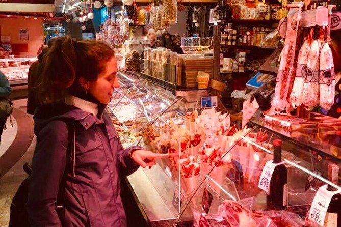 Barcelona tailored tapas & drinks tour with a native guide - What three hours can include