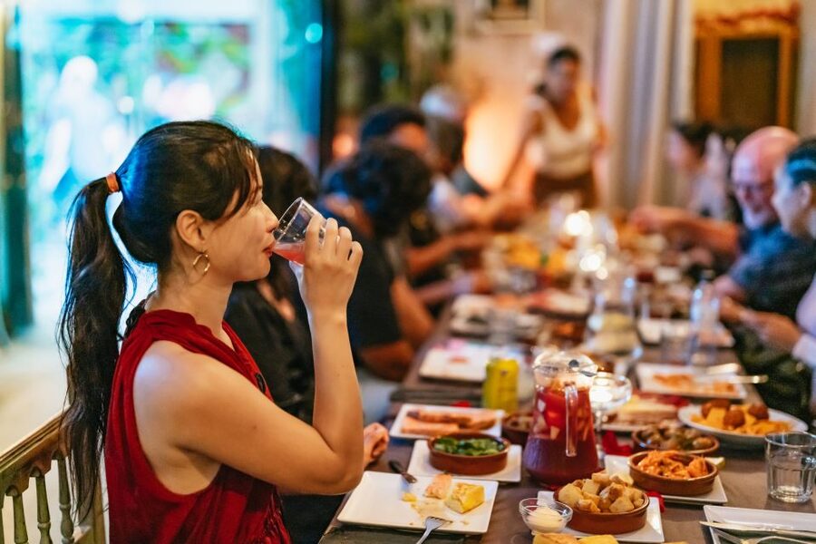 Barcelona: Tapas and Flamenco Experience - At least nine tapas, served to the table