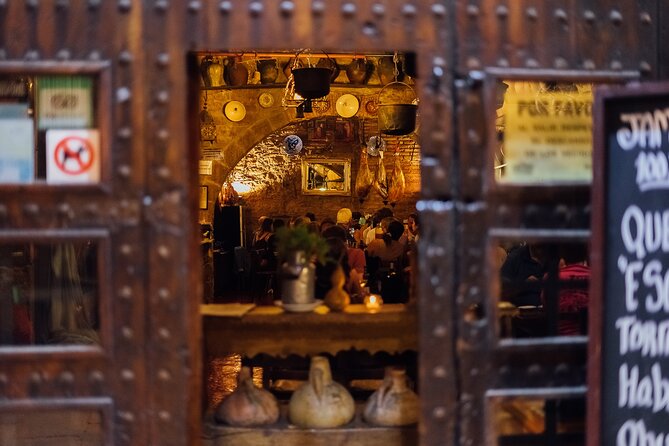 Barcelona Tapas and Wine Private Walking Tour - Four restaurants and two sides of Catalan cooking