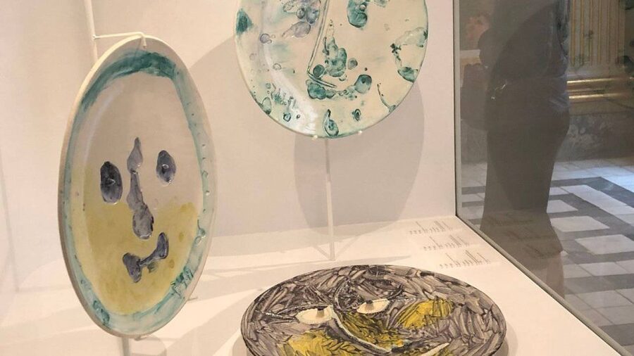 Barcelona: Tapas & Picasso Museum Guided Walking Tour - Inside the Picasso Museum