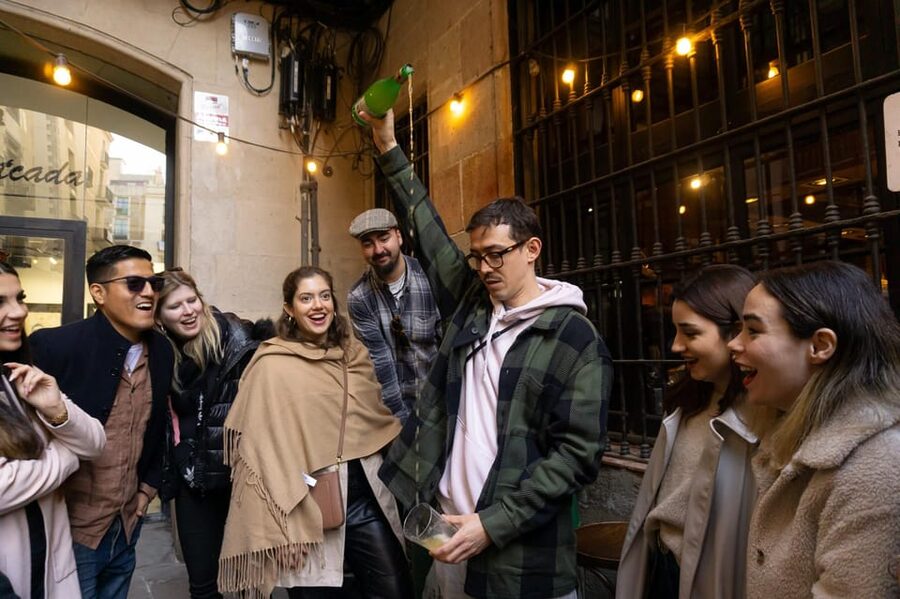 Barcelona: Tapas Tour with Food Tastings and Drinks - Four stops, nine tapas, and a useful introduction to Barcelona