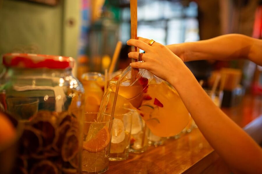 Barcelona: Tapas Tour with Food Tastings and Drinks - El Born and Santa Maria del Mar