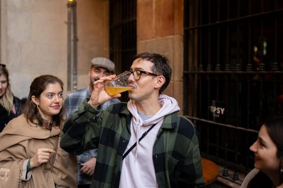 Barcelona: Tapas Tour with Food Tastings and Drinks - Is this Barcelona tapas tour worth booking?