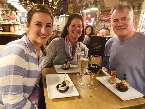 Barcelona Tapas & Wine Private Tour in Traditional Taverns - What the wine program adds