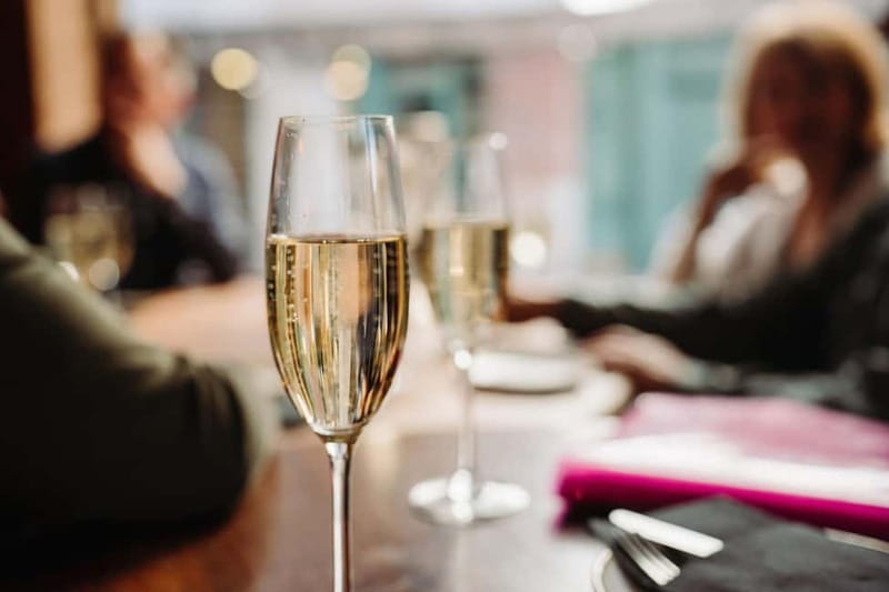 Barcelona: Tapas & Wine Tour in Born & Gothic Quarter - What five Catalan wines really mean