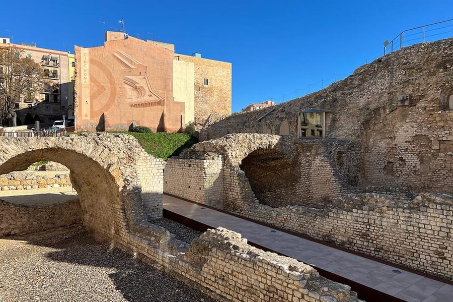 Barcelona: Tarragona & Sitges Guided Day Trip with Transfers - The guide can shape the whole day