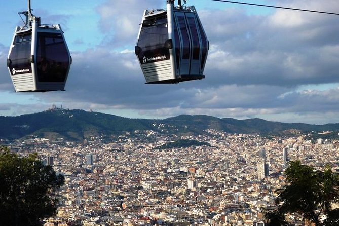 Barcelona: Teleferic de Montjuic Admission Ticket - Riding the Telefèric de Montjuïc