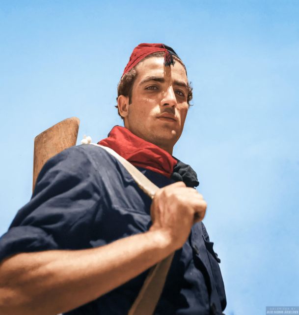 Barcelona: The Spanish Civil War Historical Walking Tour - Choosing the right guide and preparation
