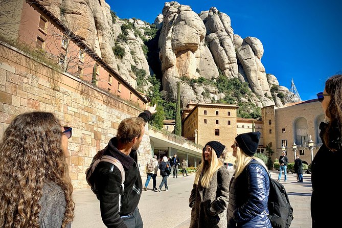 Barcelona to Montserrat Monastery: Tour, Transfers & Basilica - Three hours to choose your own Montserrat