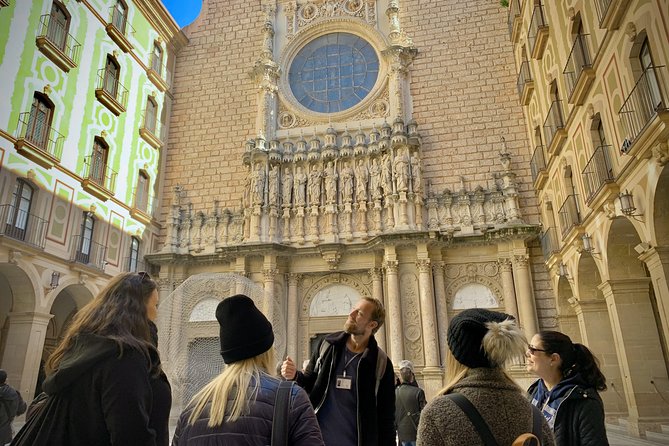 Barcelona to Montserrat Monastery: Tour, Transfers & Basilica - What the guides add to the day