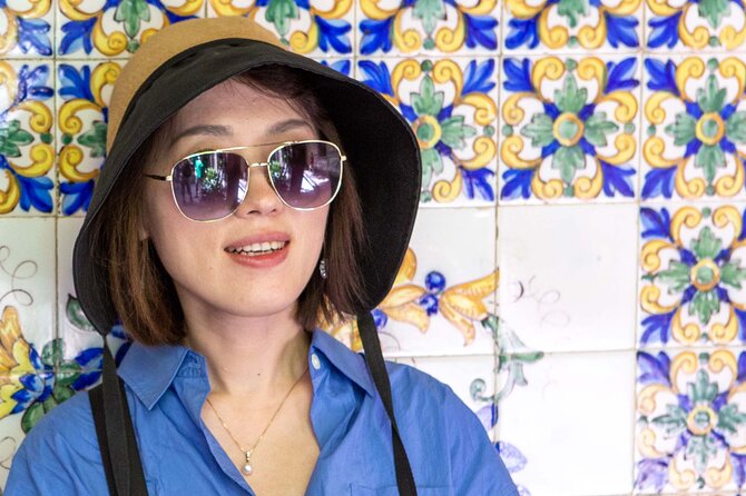 Barcelona Tour And Photoshoot in Gothic Quarter - A photo walk through Barcelona’s oldest streets