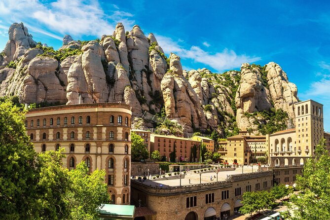 Barcelona Tour from Your Cruise Ship - Leaving the Port of Barcelona