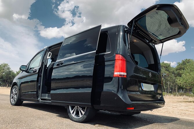 Barcelona Transfers Premium - What the airport transfer is like
