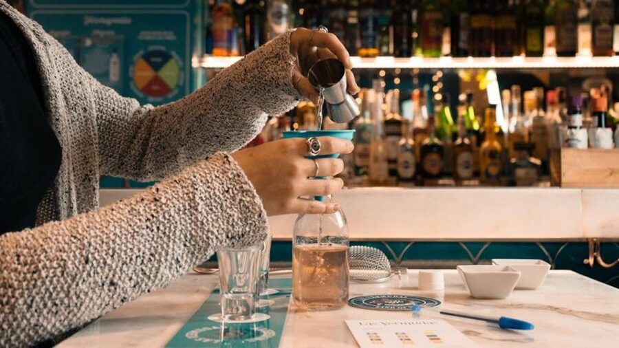 Barcelona: Vermouth Tasting and Crafting Workshop - Starting at Las Vermudas University