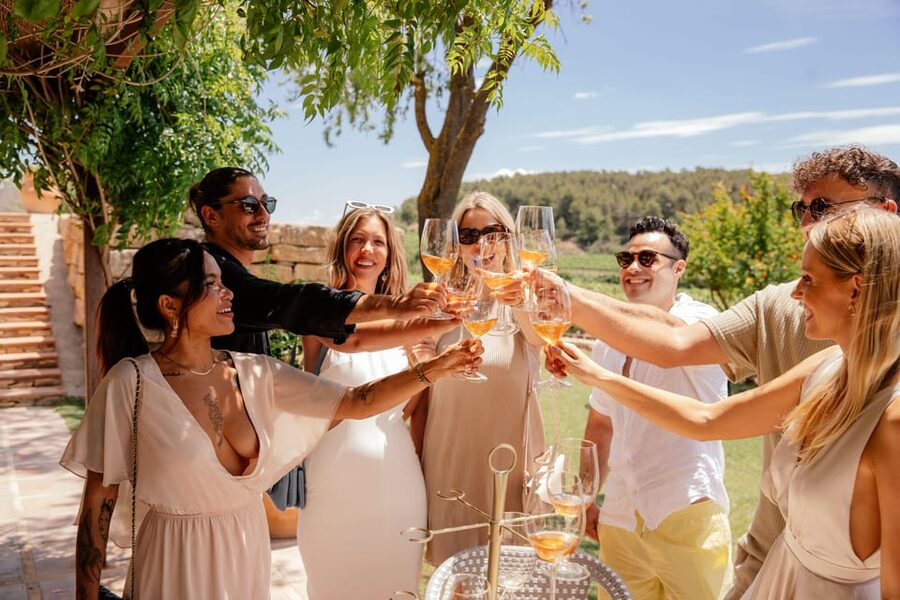 Barcelona: Vineyard Horseback Riding & Wine Tasting + Tapas - Who will enjoy this day most
