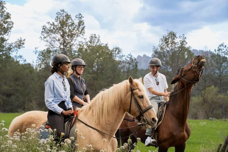 Barcelona: Walking and Horse Riding Day-Trip in Montserrat - A 50-minute walk through Montserrat National Park