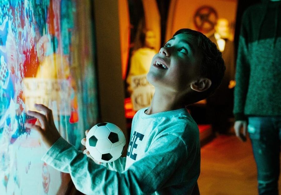 Barcelona: Wax Museum Entry Ticket - A playful stop on Las Ramblas