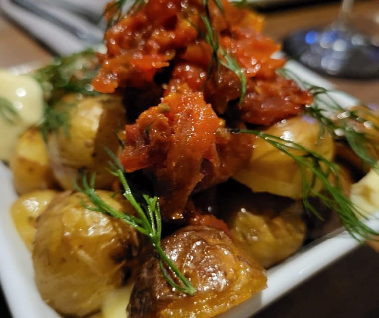 Barcelona: Wine Tasting and Tapas 5-Course Pairing Dinner - Food choices and practical limitations