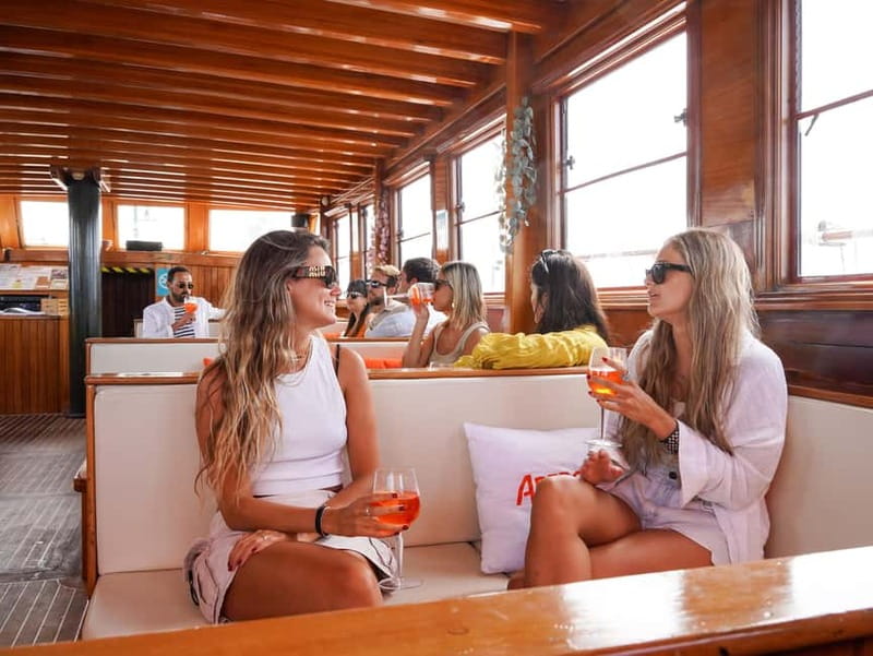 Barcelona: Wooden Boat Sailing with Tapa and Welcome Drink - Choosing your place on board