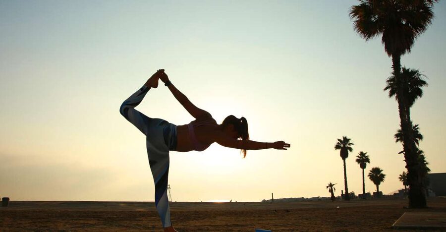 Barcelona: Yoga, Healthy Light Brunch and Sailing Experience - Key points at a glance