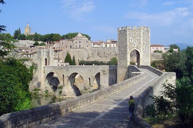 Besalu & 3 Medieval Towns Small Group Tour with Hotel Pick-Up - Besalú earns the final four hours