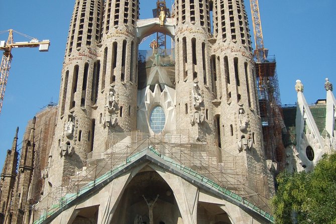 Best Gaudi Private Tour with Sagrada Familia & Park Guell in BCN - How much value do you get for $584.10?