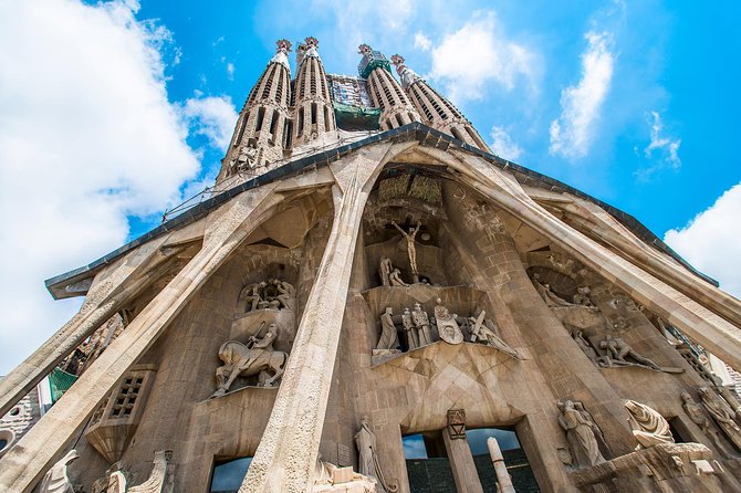 Best of Barcelona Guided Tour with Port or Hotel Pick up - Sagrada Família: plan this part carefully