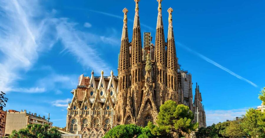 Best of Barcelona: Sagrada Familia & Park Guell with Pickup - Key points before you book