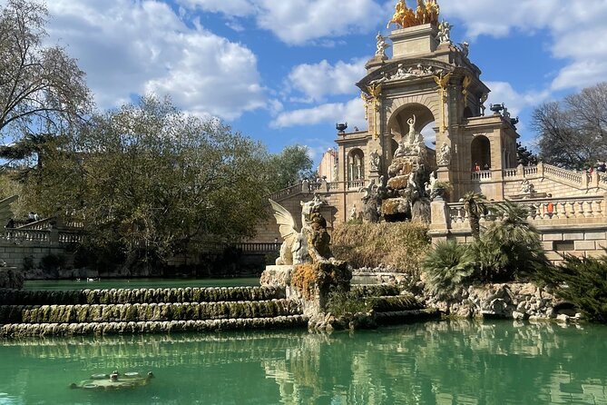 Bike Tour in Barcelona: History, Architecture and Culture - Barceloneta Beach and the city’s seafront