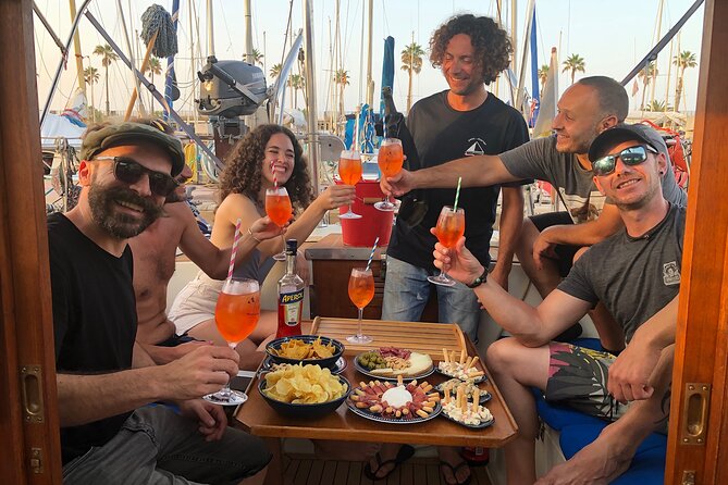 Boat Tour with Drink and Picoteo, Barcelona - Service and the feel onboard