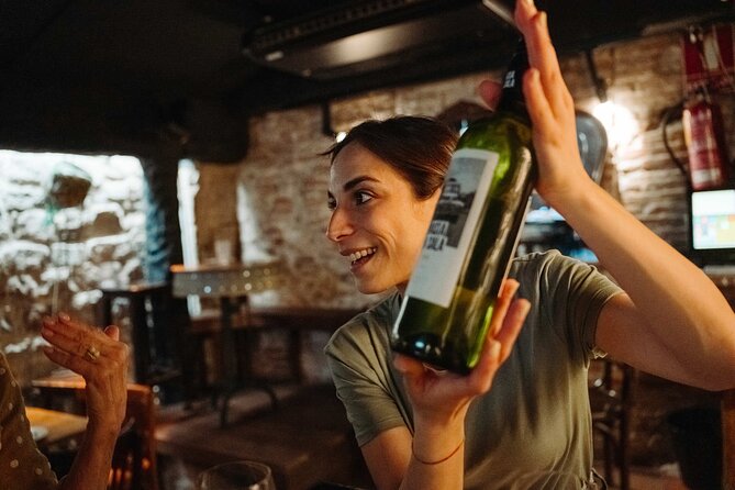 Bohemian Barcelona Neighborhood Evening Tapas & Wine Tour - Practical details that can make or break the night