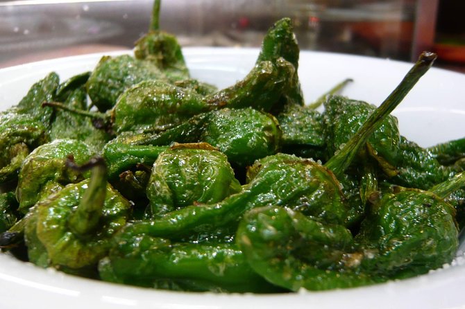 Boqueria & St Caterina Markets with Food & Tapas Small Group Tour - Timing, meeting point, and practical details