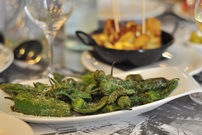 Born to Eat: Gourmet Tapas & Wine Small Group Tour in Old Barcelona - Is $116.10 a fair price?