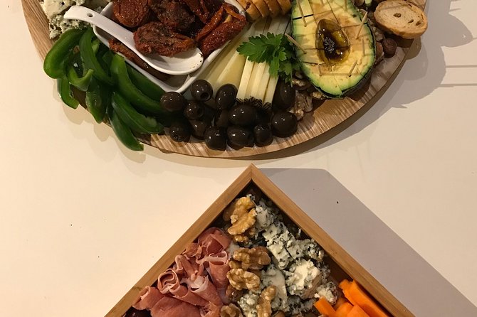Build A Catalan Charcuterie Cheese Board & Wine Pairing (V/VG Options) - How the wine pairing works