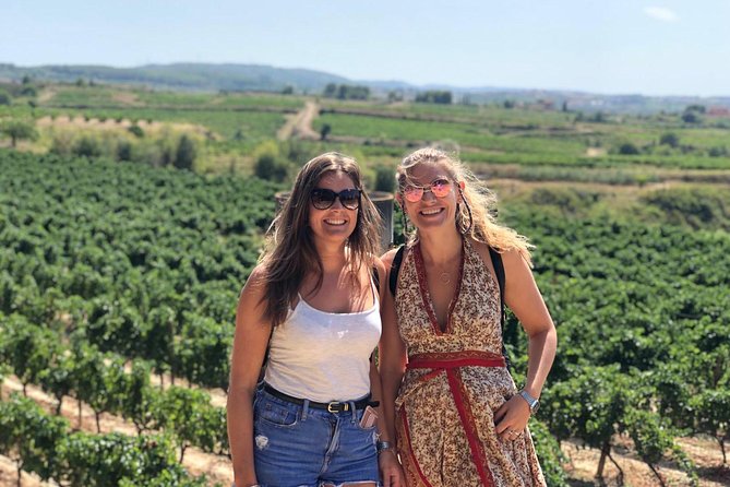 Cava Wineyard & Sitges Day Trip from Barcelona - Why combine a vineyard with two hours in Sitges?
