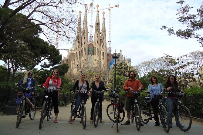 City Center Bike Tour in Barcelona - Mirador de Colom and the waterfront edge
