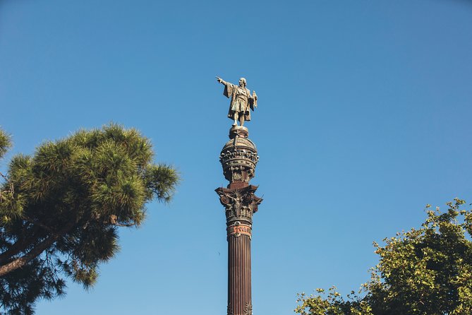 Columbus Monument Lookout: Scenic Ramblas, Sea and Montjuïc Views - What the viewing platform feels like
