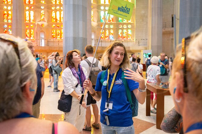 Combo: Skip the Line Sagrada Familia & Park Guell Guided Tour - The transfer between sites is your responsibility