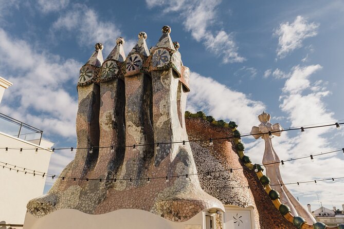Complete Gaudi Tour: Casa Batllo, Park Guell & Sagrada Familia - Sagrada Família is the payoff