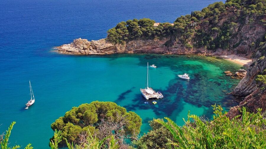 Costa Brava: Boat Ride and Tossa Visit with Hotel Pickup - The coastal road supplies the best photo stops