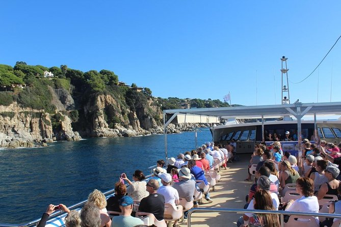 Costa Brava Day Sightseeing Tour with Boat Trip from Barcelona - Practical tips for getting more from the day